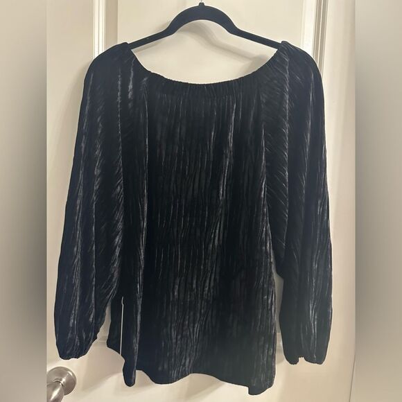 Chico’s Textured Velvet Blouson Sleeve Top Size 3 US XL  Crew Neck Tee Color BLK - Picture 5 of 10